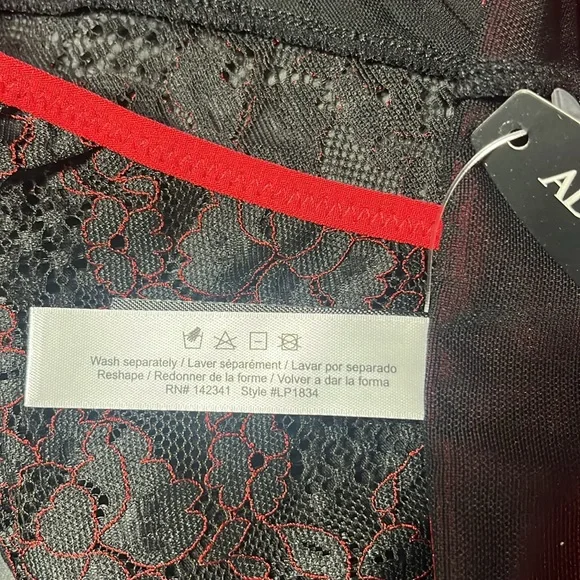 5/$25
Adore Me Panty Sz4XL 1021 Black/Red Lace Thong Feminine Fairy Cottagecore - Picture 5 of 5